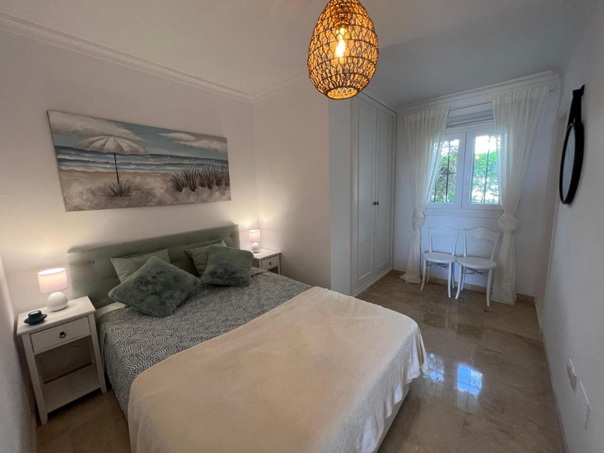 Playa Cristo Amazing Beach Terrace Appartment Estepona Exterior foto