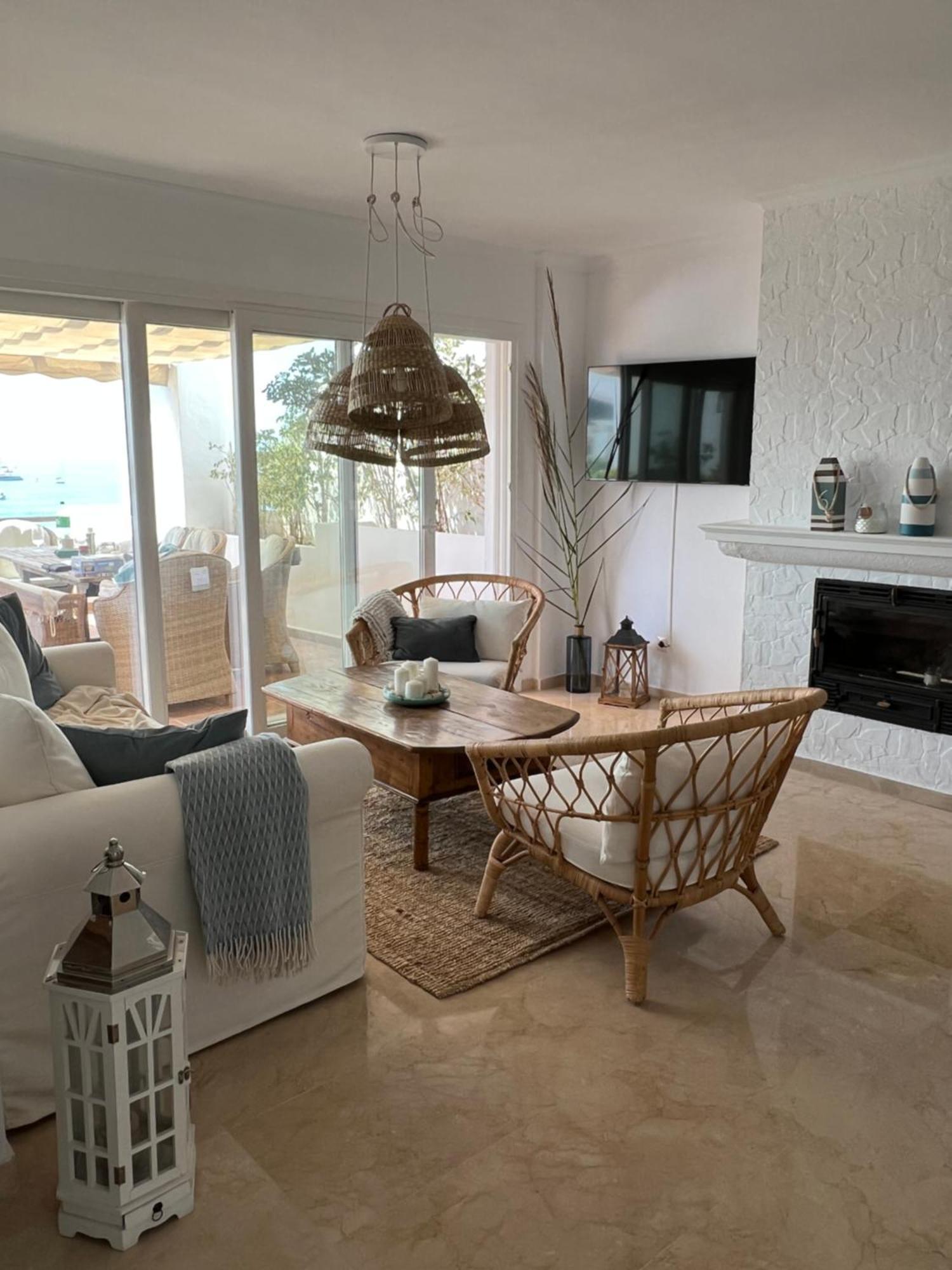 Playa Cristo Amazing Beach Terrace Appartment Estepona Exterior foto